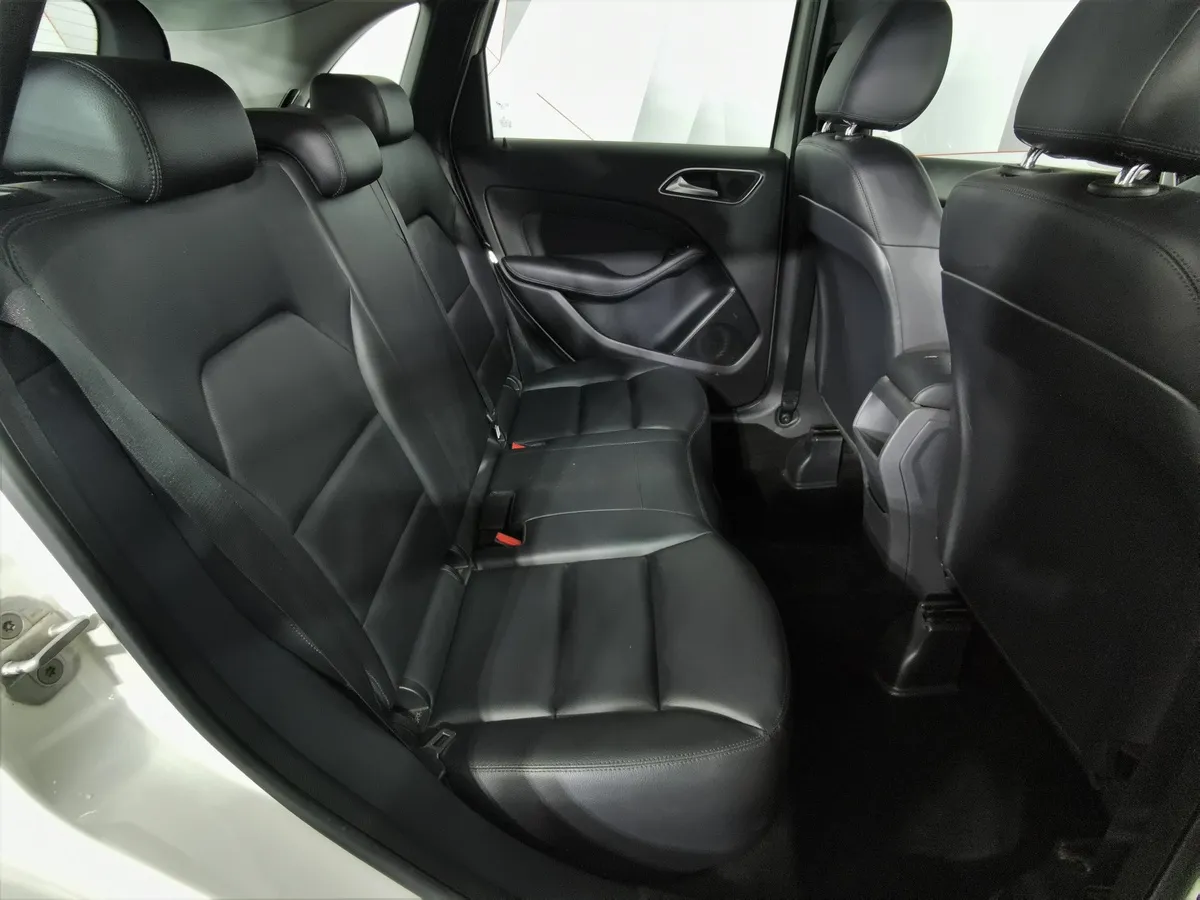 Mercedes-Benz B-Класс B 200 BlueEfficiency 7G-DCT (156 л.с.) Белый в АВИЛОН. Слайд №15