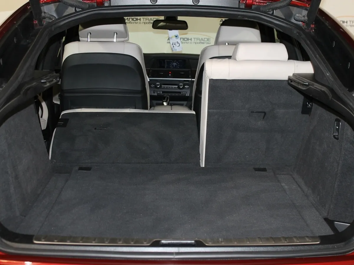 BMW X6 xDrive35i 8AT (306 л.с.) Красный в АВИЛОН. Слайд №12