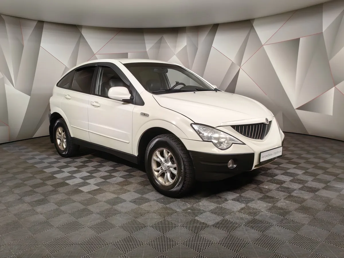 SsangYong Actyon 2.0 TD MT 2WD (141 л.с.) Белый в АВИЛОН. Слайд №3