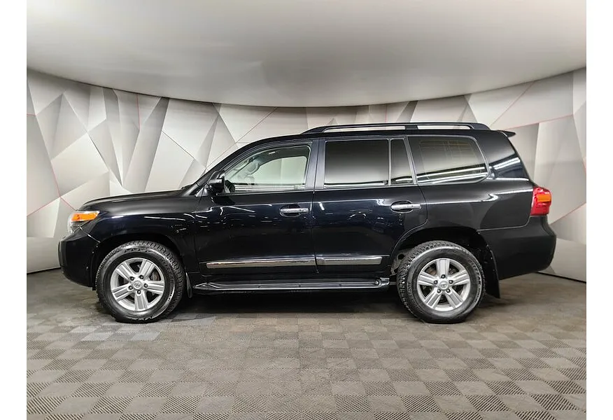Toyota Land Cruiser 4.5 Twin-Turbo D AT 4WD (5 мест) (235 л.с.) Престиж Черный в АВИЛОН. Слайд №5