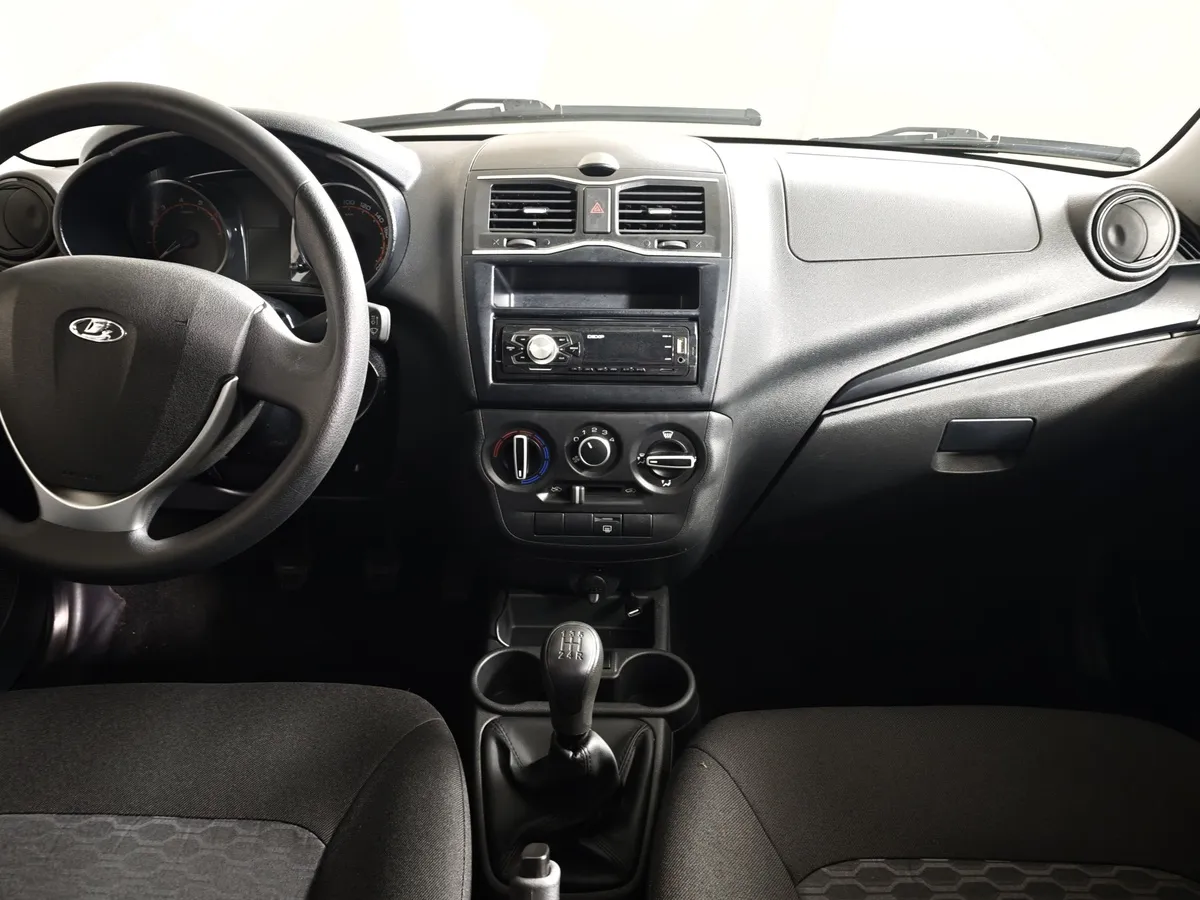 ВАЗ (Lada) Granta 1.6 MT 8кл (87 л.с.) Белый в АВИЛОН. Слайд №15