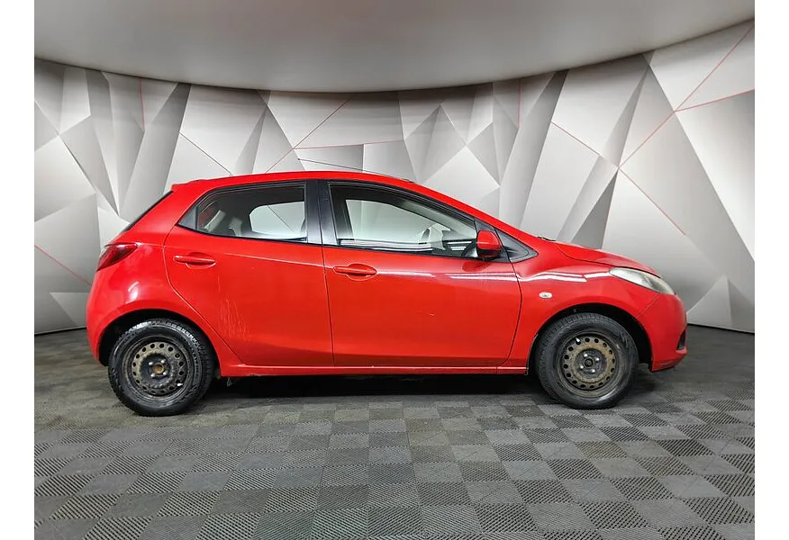 LIVE. Слайд №4