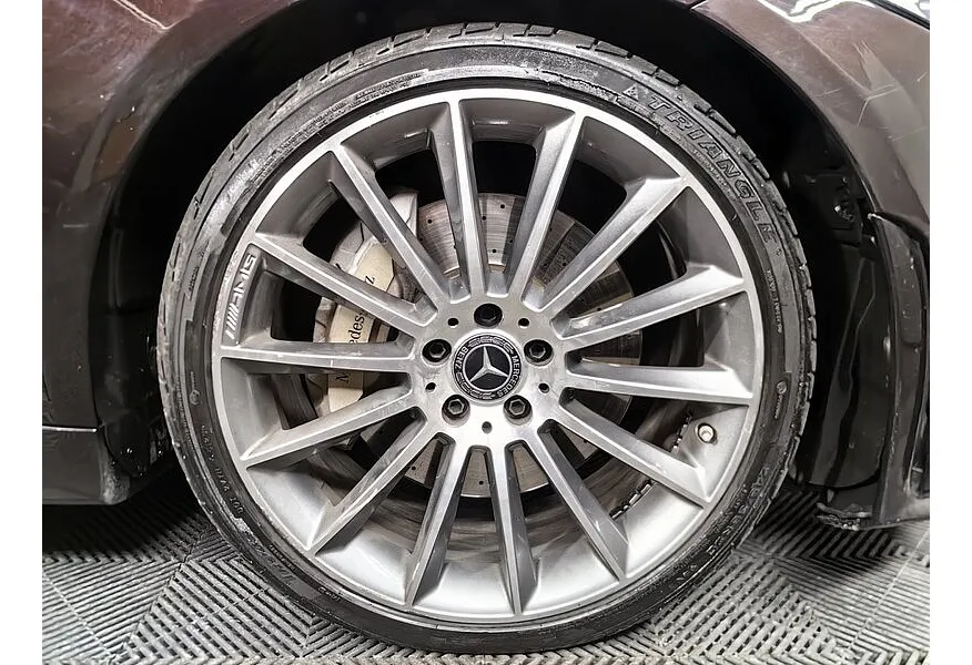 Mercedes-Benz CLS 350 d AT 4Matic (249 л.с.) Sport Черный в АВИЛОН. Слайд №9