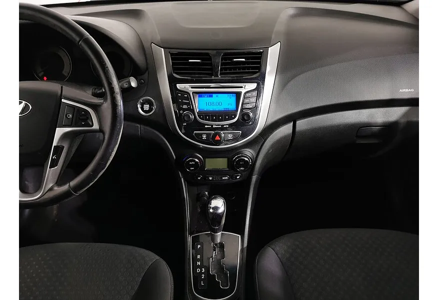 Hyundai Solaris 1.6 AT (123 л.с.) Family Серый в АВИЛОН. Слайд №14