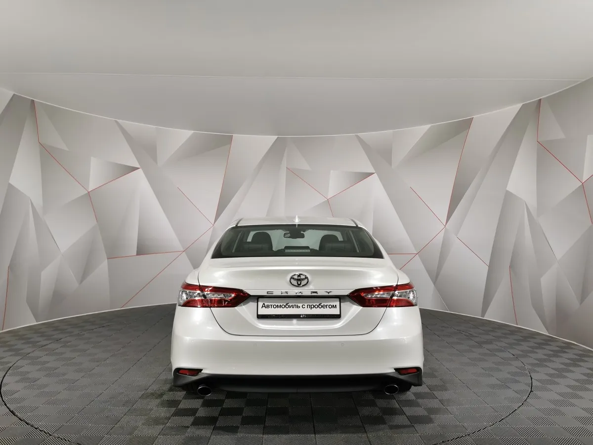 Toyota Camry 3.5 AT (249 л.с.) Белый в АВИЛОН. Слайд №8