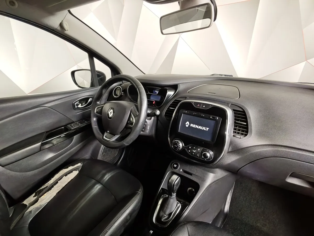Renault Kaptur 2.0 AT AWD (143 л.с.) Серый в АВИЛОН. Слайд №13