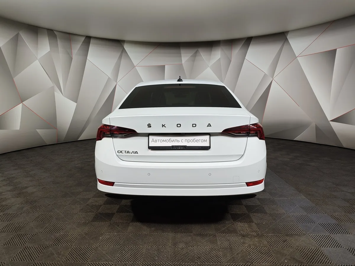 Skoda Octavia 1.4 AT FWD (150 л.с.) Белый в АВИЛОН. Слайд №8
