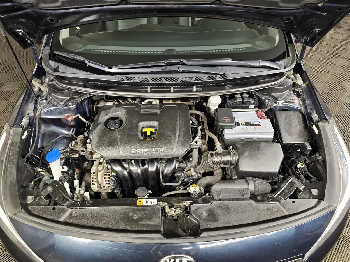 Kia Cerato 2.0 AT (150 л.с.) Синий в АВИЛОН. Слайд №11