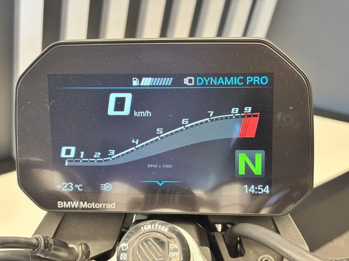 BMW Motorrad F 900 R F 900 R 895 см³ 895 Синий в АВИЛОН. Слайд №7