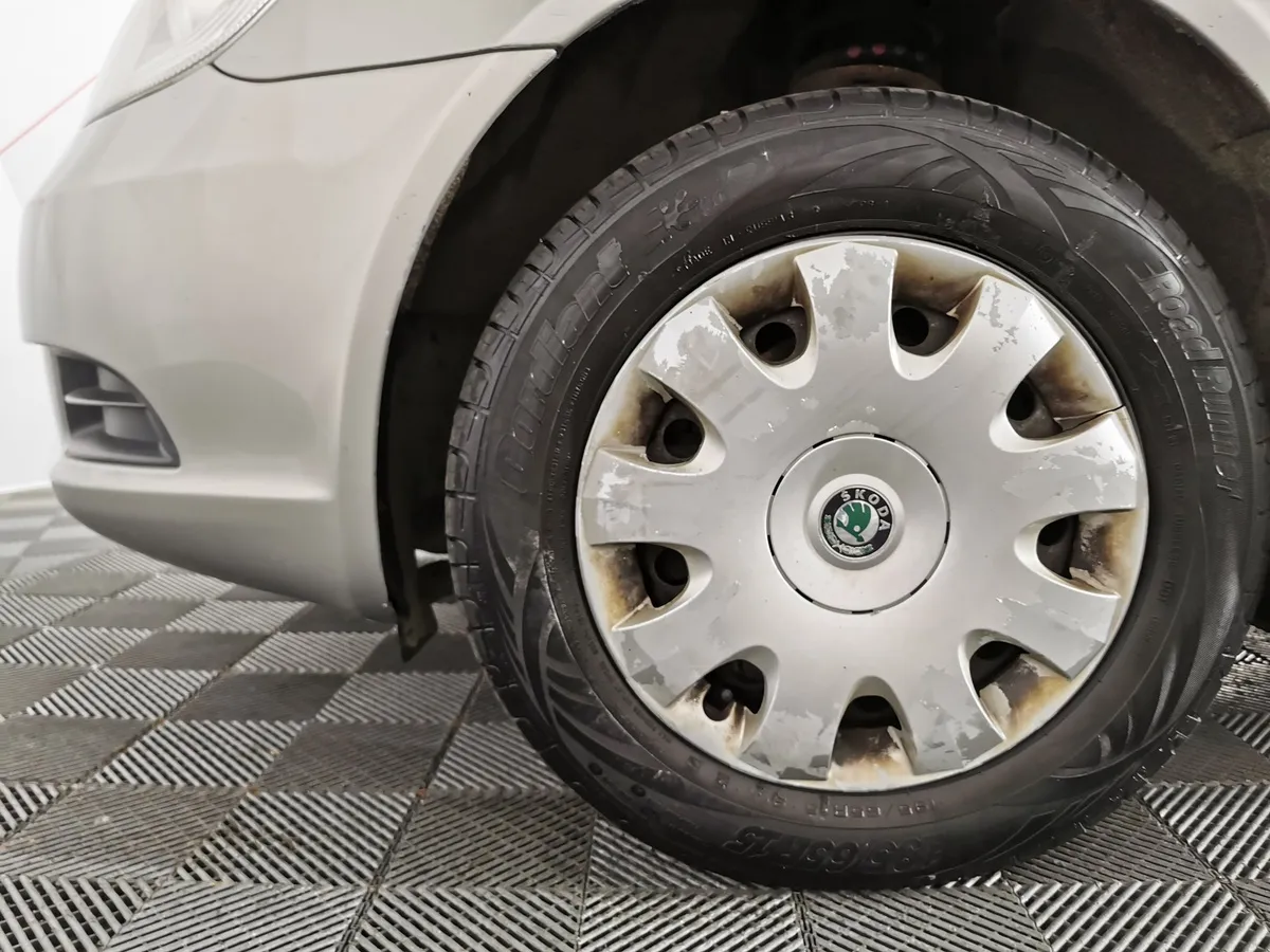 Skoda Octavia 1.6 Tiptronic (102 л.с.) Бежевый в АВИЛОН. Слайд №9