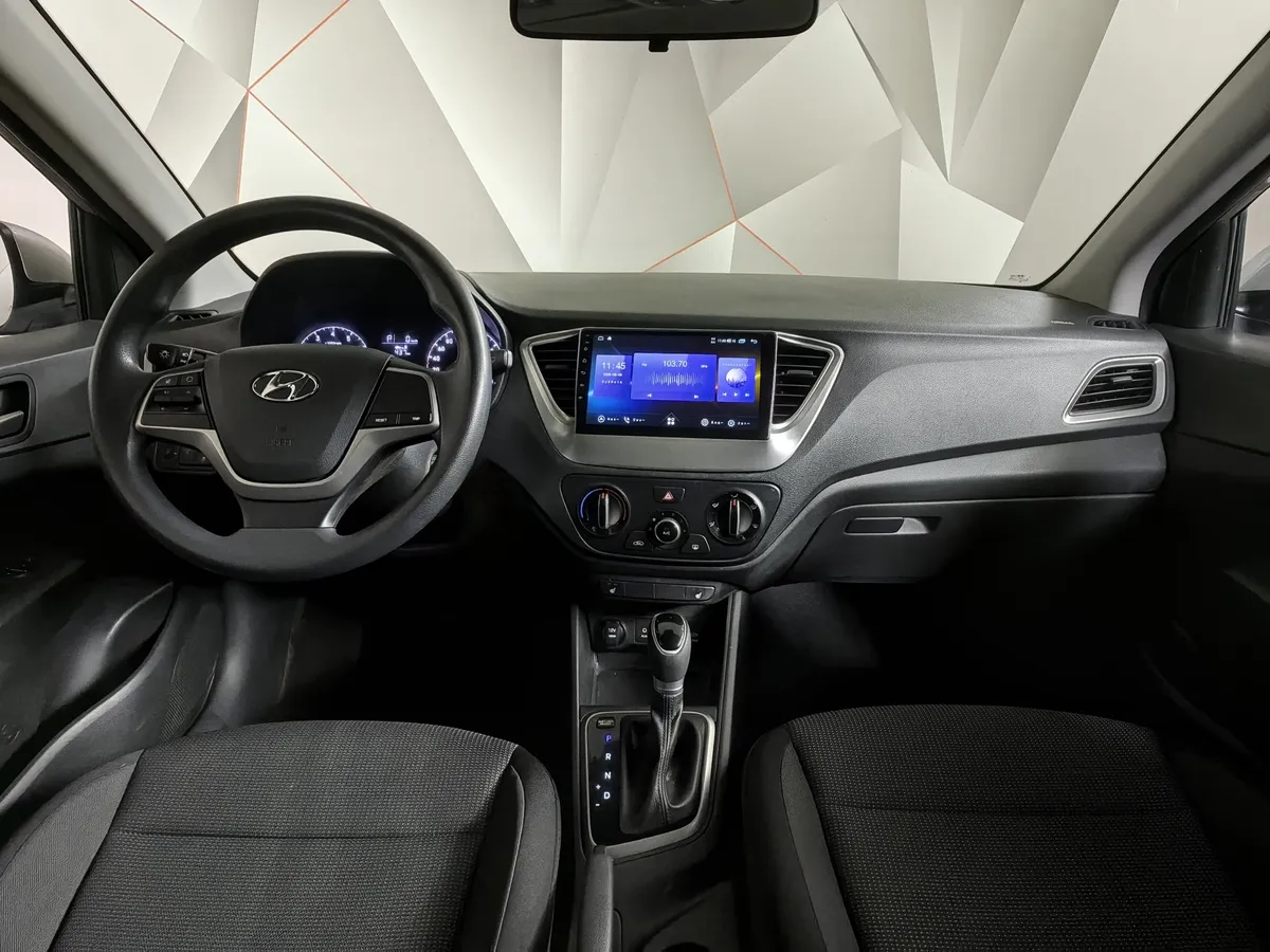 Hyundai Solaris 1.6 AT (123 л.с.) Active Plus Серебристый в АВИЛОН. Слайд №14