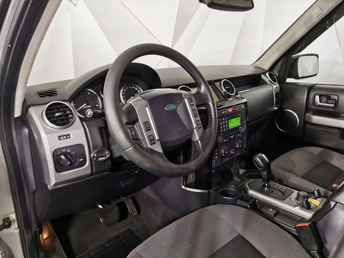 Land Rover Discovery 2.7 TD AT (190 л.с.) Серый в АВИЛОН. Слайд №17