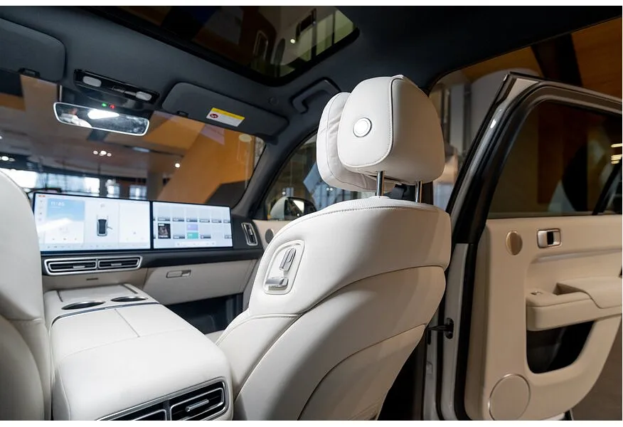 Li Auto L6 1.5 AT 4WD (150 л.с.) Pro Серый в АВИЛОН. Слайд №10