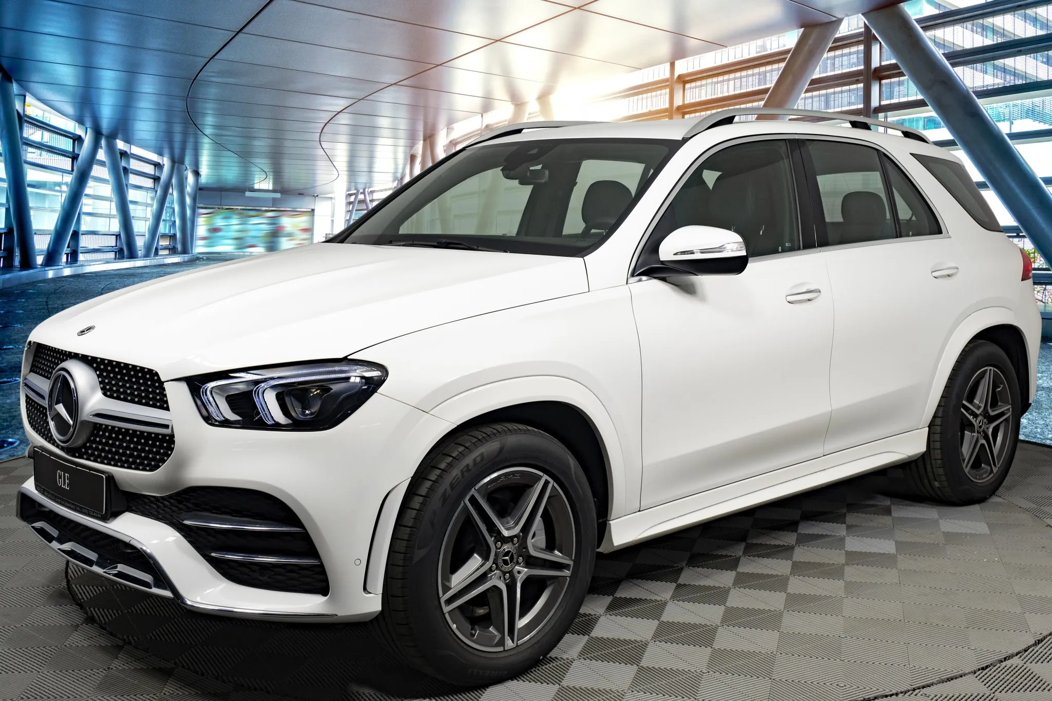 Mercedes-Benz GLE 300 d 4MATIC 9G-TRONIC (245 л.с.) Sport (Локальная  сборка) Белый в Москве № 0152482663. Купить Mercedes-Benz GLE II (V167)  Автомат Дизельный. Цена 13010000