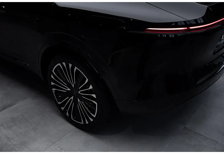 Avatr 11 116 kWh 4WD (578 л.с.) 5 мест Черный в АВИЛОН. Слайд №14