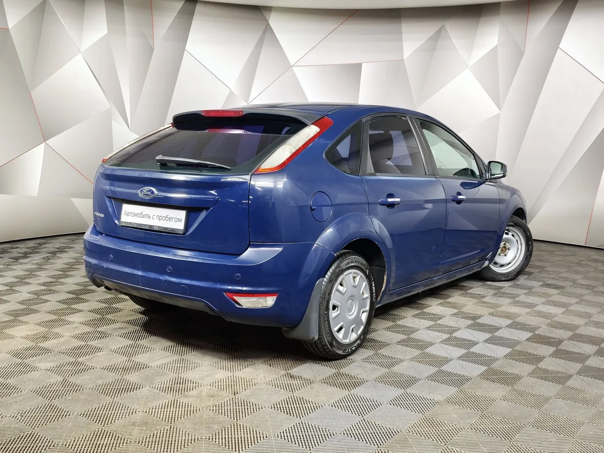 Ford Focus 1.4 MT (80 л.с.) Ambiente Синий в АВИЛОН. Слайд №2