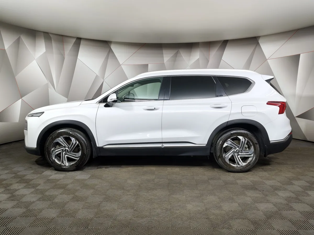 Hyundai Santa Fe 2.5 AWD 6AT (7 мест) (180 л.с.)   Prestige + Smart Sense Белый в АВИЛОН. Слайд №5