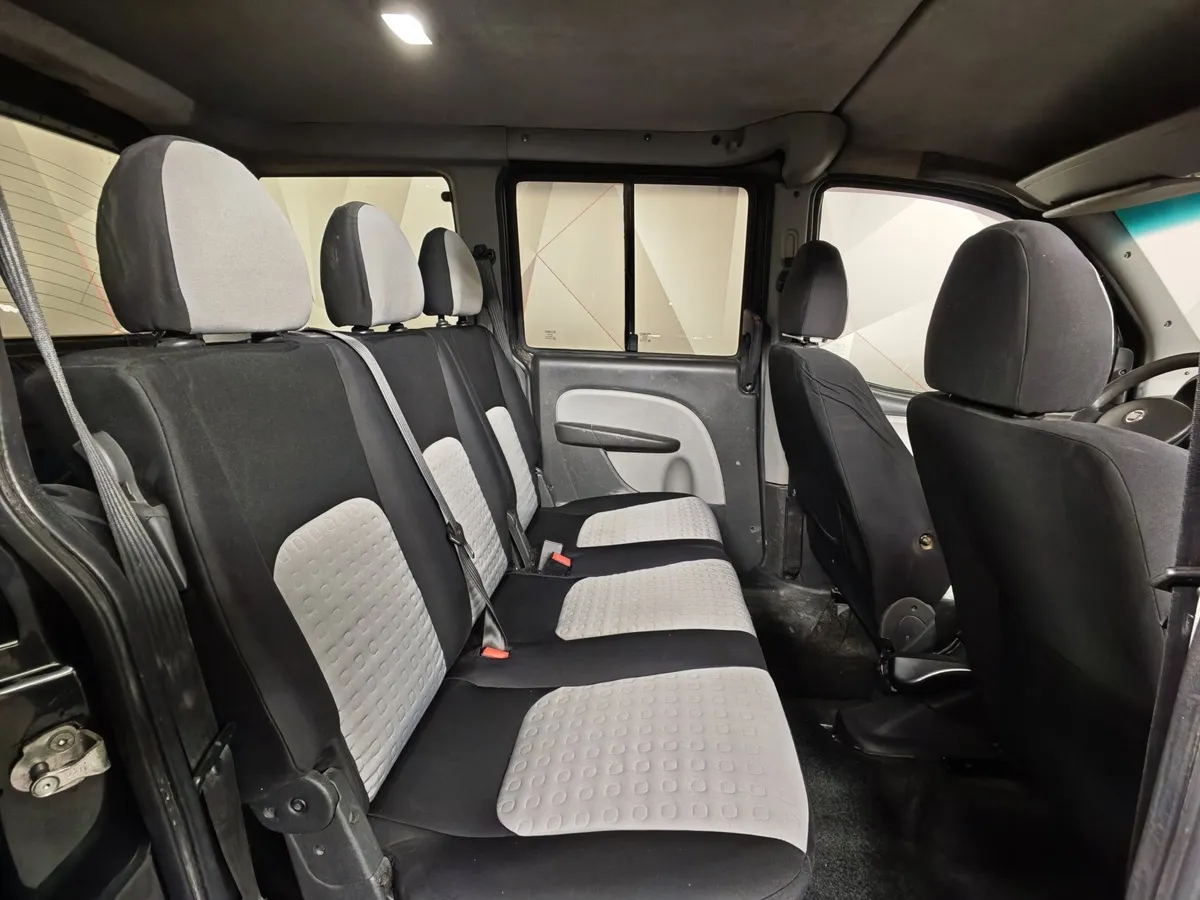 Fiat Doblo 1.4 MT (95 л.с.) Combi Черный в АВИЛОН. Слайд №15