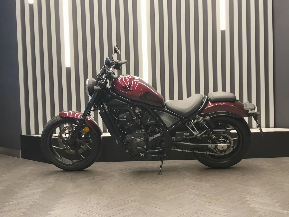 Honda Rebel 1100 1082 см³ (87 л.с.) (87) 1082 Красный в АВИЛОН. Слайд №3