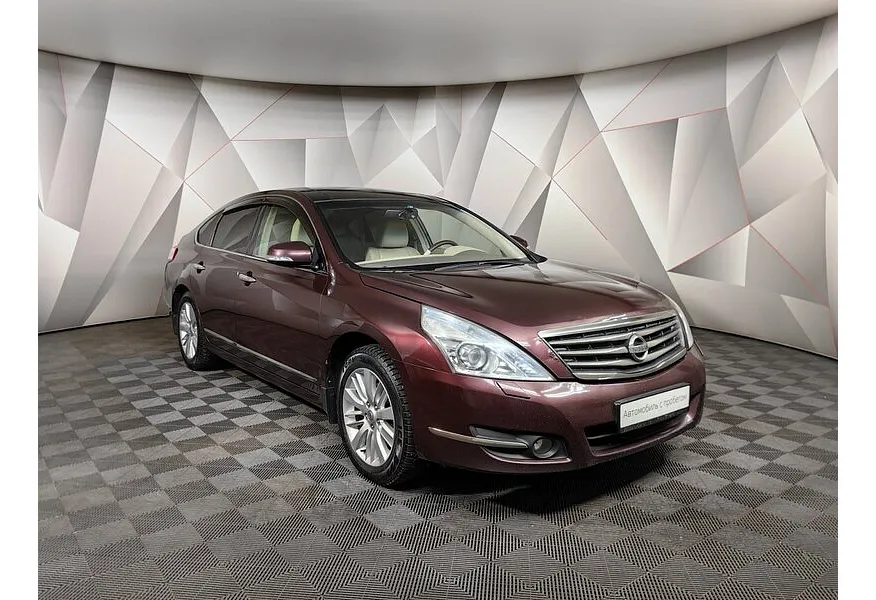 Nissan Teana 2.5 Xtronic (182 л.с.) Красный в АВИЛОН. Слайд №3
