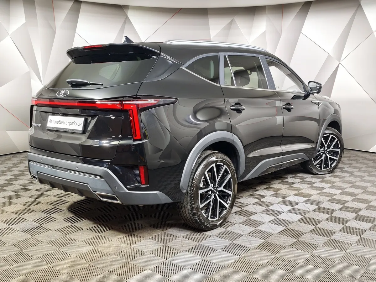 Москвич 8 1.5T DCT FWD (174 л.с.) Премиум Черный в АВИЛОН. Слайд №2