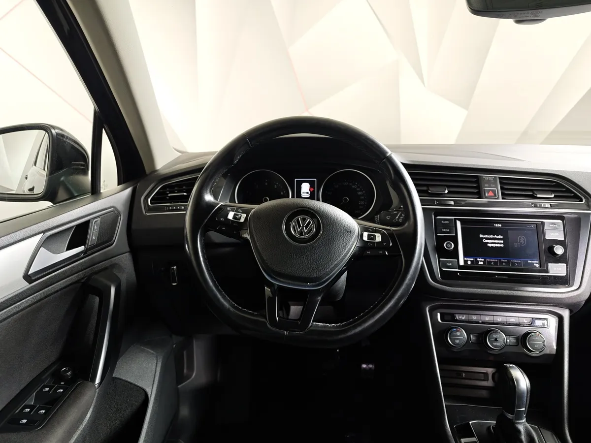 Volkswagen Tiguan 1.4 TSI 4Motion DSG (150 л.с.) Highline Черный в АВИЛОН. Слайд №20