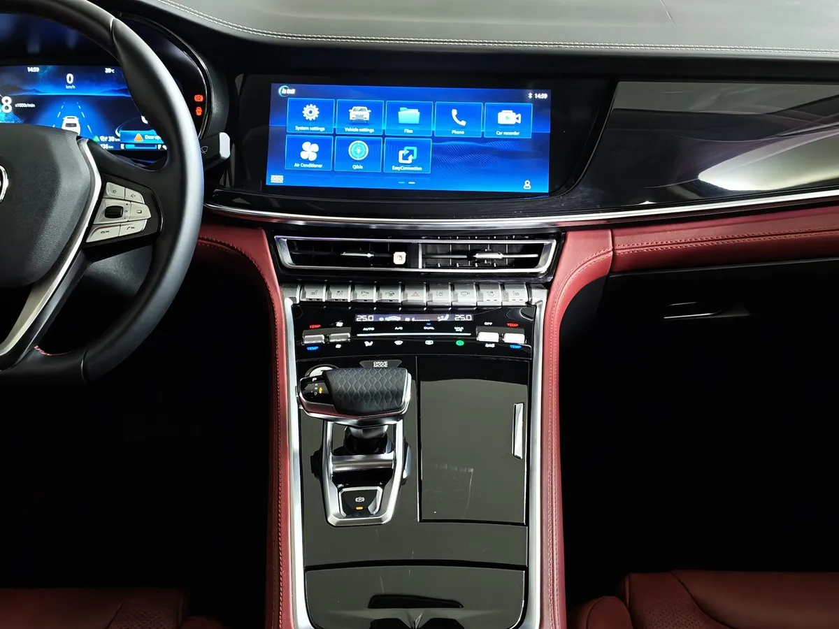 Changan CS85 2.0 AT 2WD (233 л.с.) Серый в АВИЛОН. Слайд №14