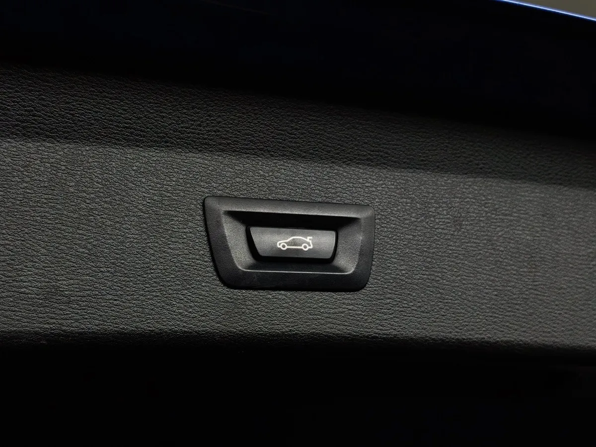 BMW X1 20i xDrive Steptronic AT (192 л.с.) Синий в АВИЛОН. Слайд №16