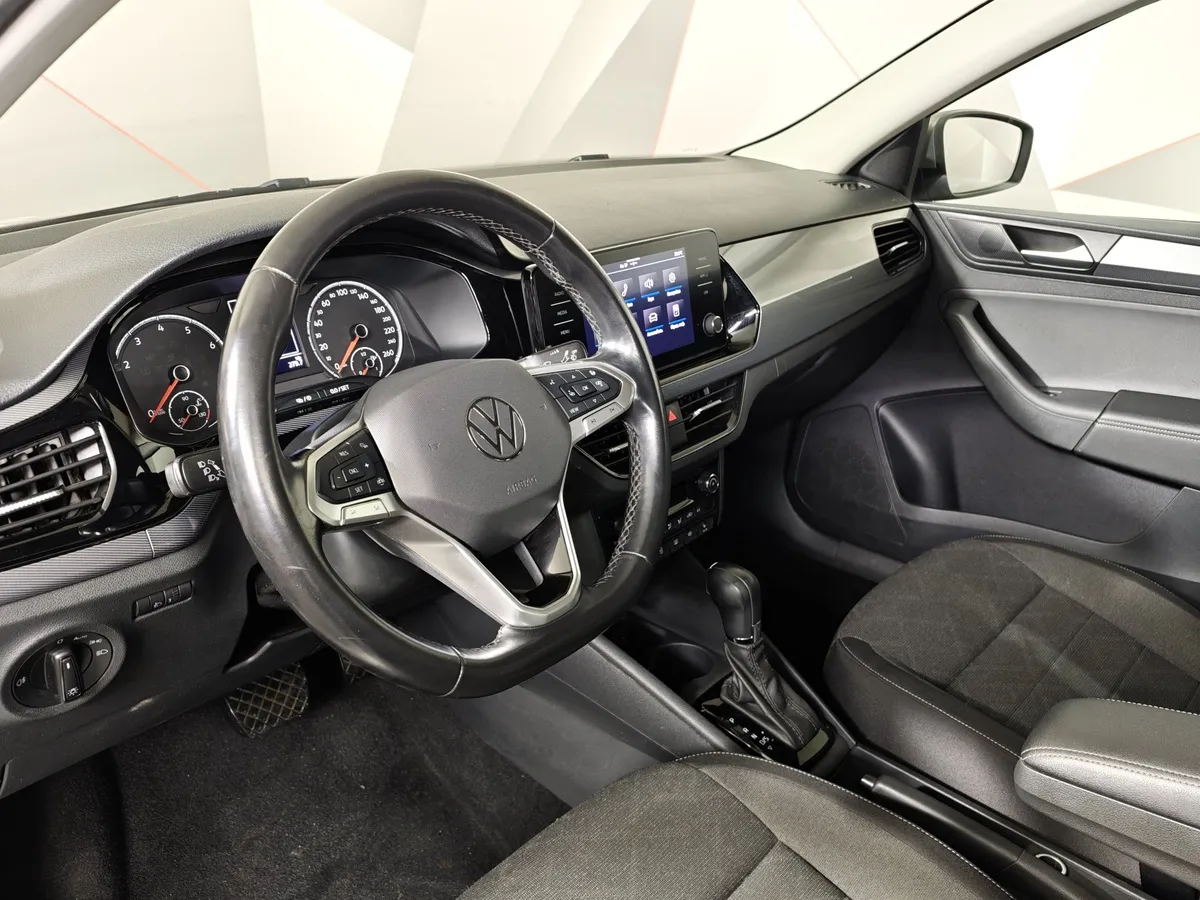 Volkswagen Polo 1.6 MPI AT (110 л.с.) Status + Зимний + Мультимедиа Серый в АВИЛОН. Слайд №18