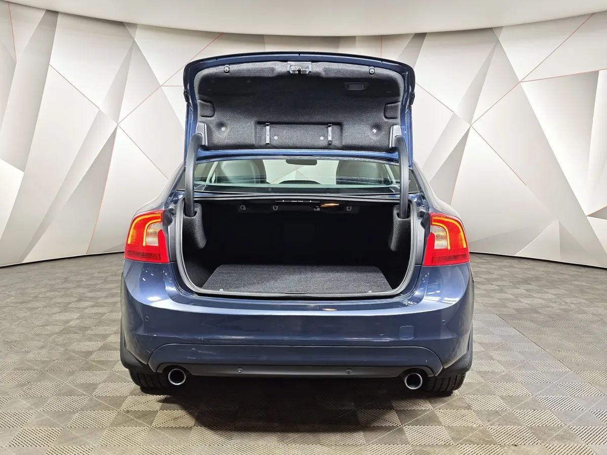 Volvo S60 2.0 T4 AT (180 л.с.) Summum Синий в АВИЛОН. Слайд №11