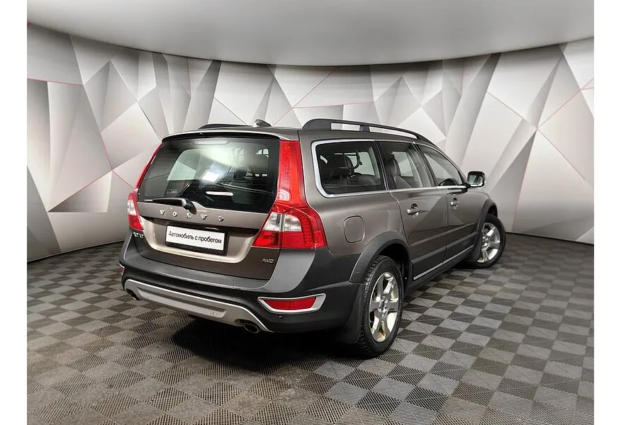 Volvo XC70 2.4 D5 Geartronic AWD (205 л.с.) Коричневый в АВИЛОН. Слайд №2