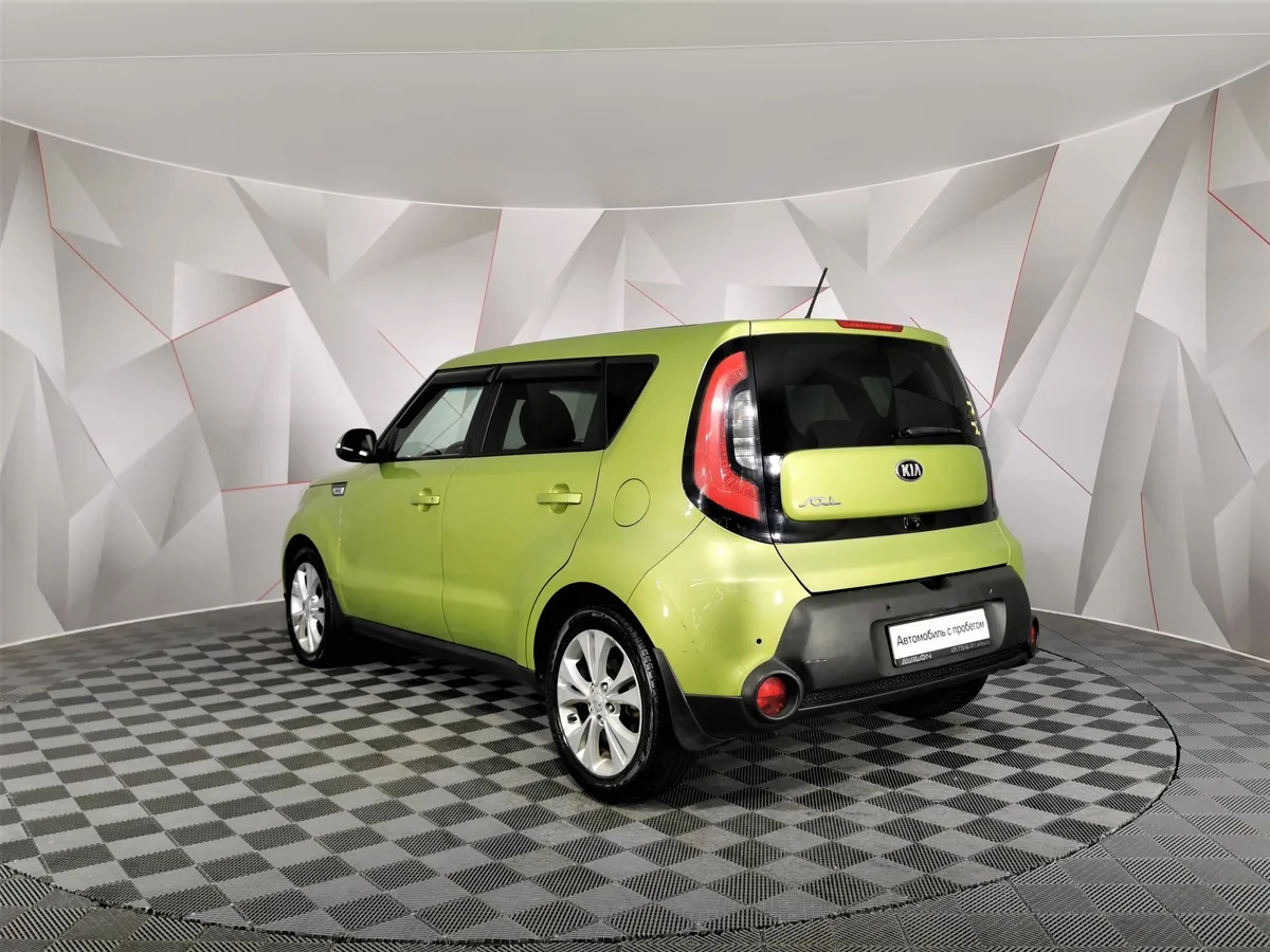 Kia Soul 1.6 AT (132 л.с.) Prestige Зеленый в АВИЛОН. Слайд №4