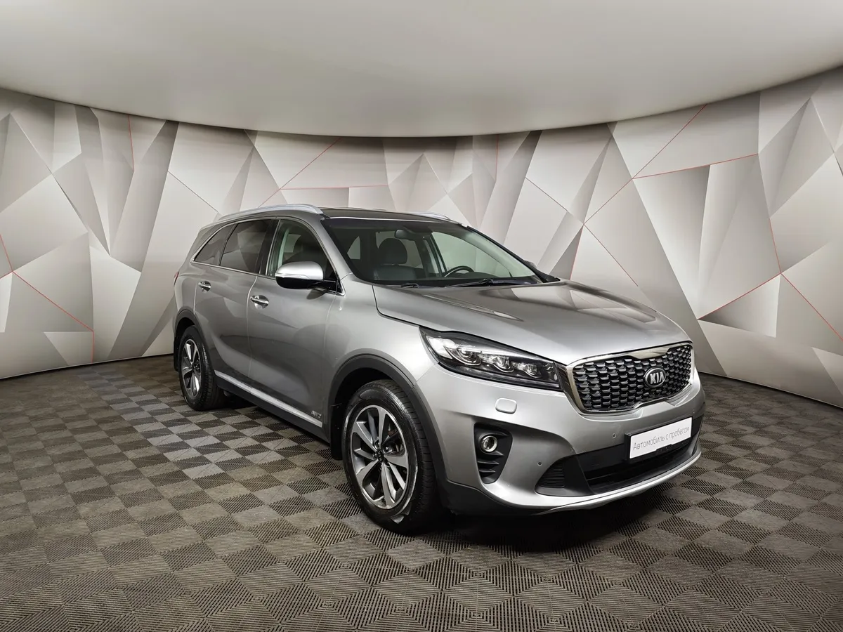 Kia Sorento 2.4 GDI AT AWD (188 л.с.) Prestige Серый в АВИЛОН. Слайд №3