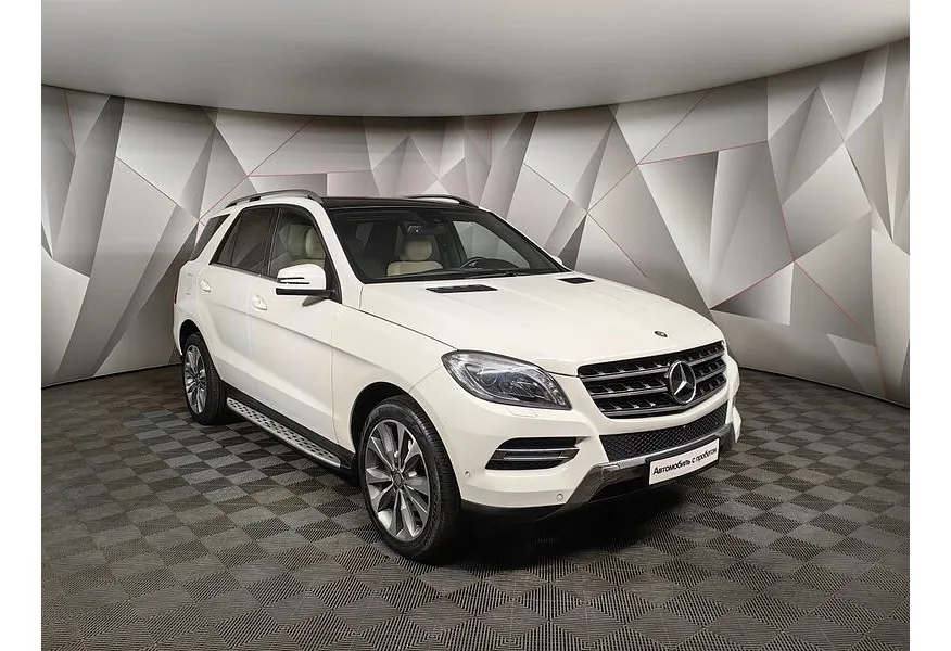 Mercedes-Benz M-Класс ML 300 BlueEfficiency 7G-Tronic Plus 4Matic (249 л.с.) Белый в АВИЛОН. Слайд №3