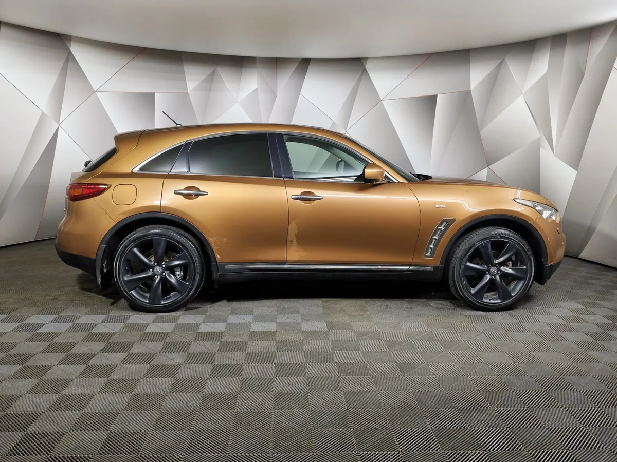 Infiniti FX-Series FX35 AT AWD (307 л.с.) Золотой в АВИЛОН. Слайд №6