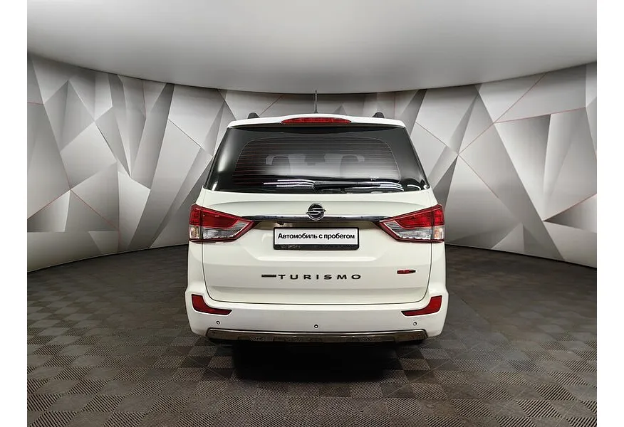 SsangYong Korando Turismo 2.2d AT 4WD (178 л.с.) Белый в АВИЛОН. Слайд №8