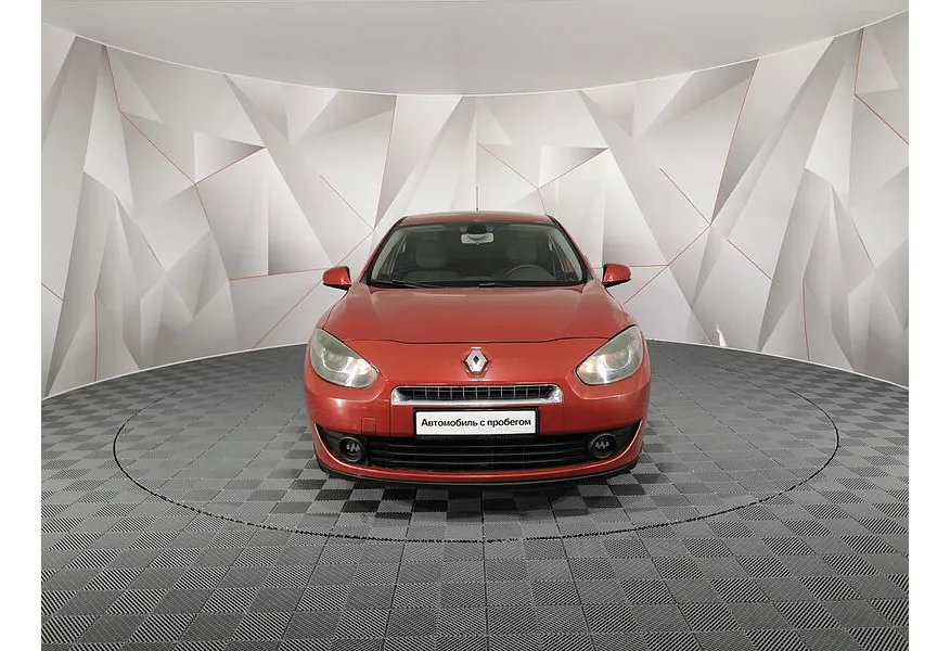 АВИЛОН - Renault Fluence 1.6 AT (110 л.с.) Красный - slide 3