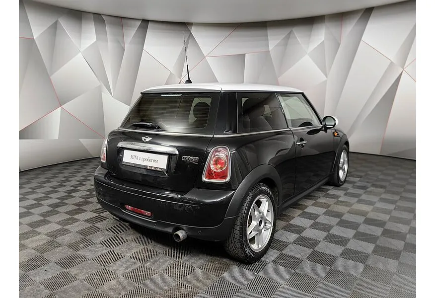 MINI Cooper 1.6 AT (122 л.с.) Черный в АВИЛОН. Слайд №2 MINI Cooper 1.6 AT (122 л.с.) Черный в АВИЛОН. Слайд №2