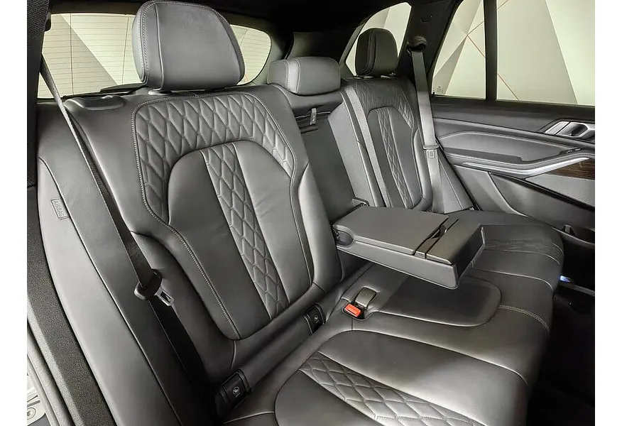 BMW X5 xDrive40i Steptronic (340 л.с.) Серый в АВИЛОН. Слайд №13