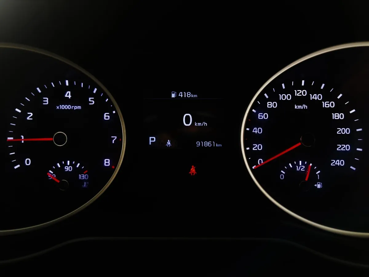 Kia Ceed 1.6 MPI AT (128 л.с.) Luxe Коричневый в АВИЛОН. Слайд №17