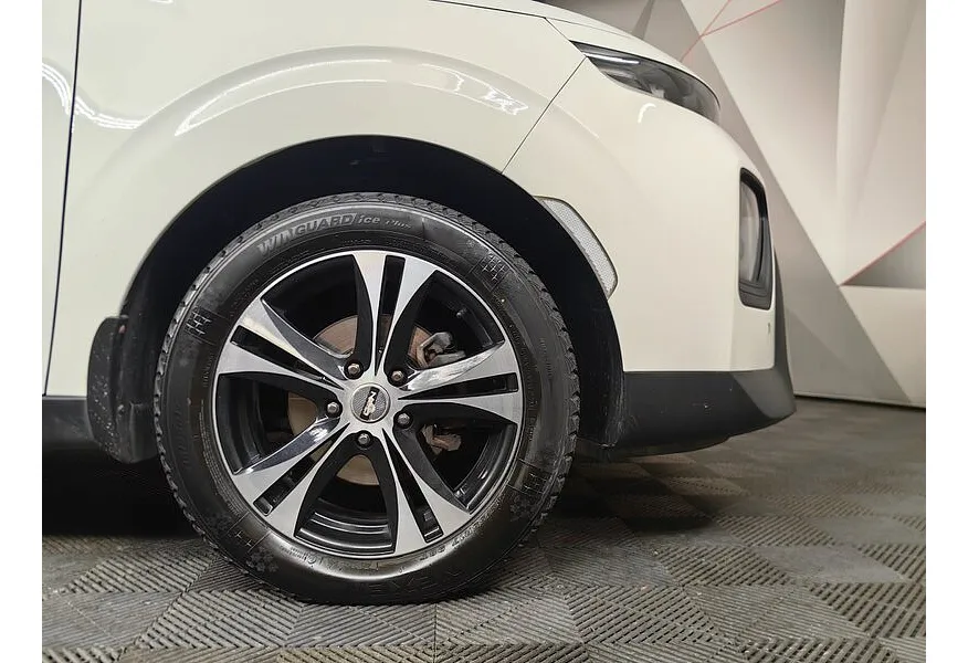 LIVE. Слайд №16