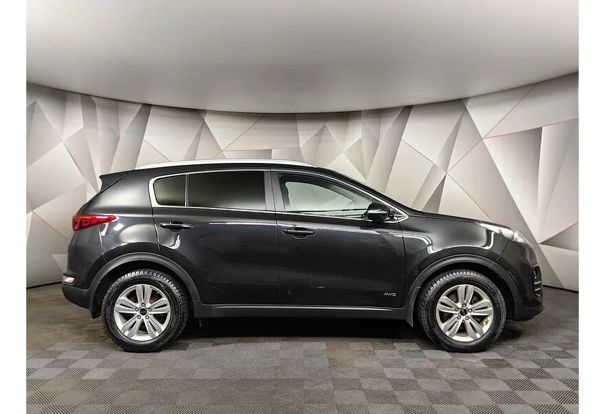 Kia Sportage 2.0 AT 4WD (150 л.с.) Luxe Черный в АВИЛОН. Слайд №6