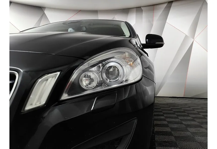Volvo S60 1.6 T4 Turbo Powershift (180 л.с.) Черный в АВИЛОН. Слайд №10
