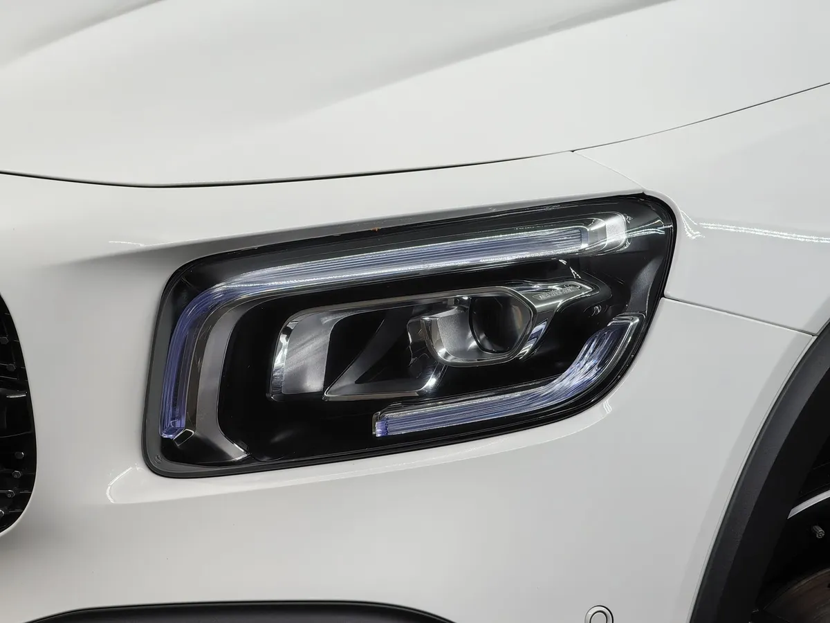Mercedes-Benz GLB 200 8G-DCT 4MATIC (150 л.с.) Sport Белый в АВИЛОН. Слайд №10