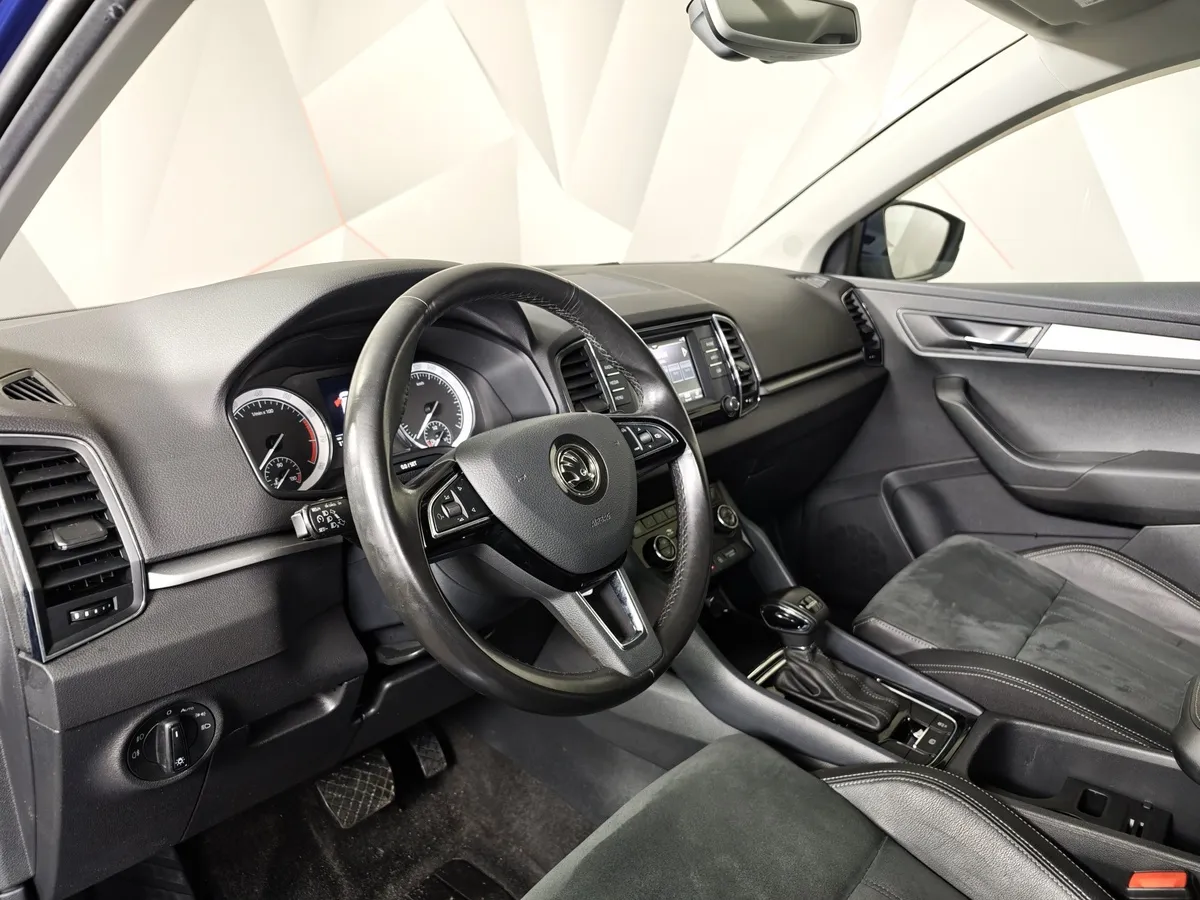 Skoda Karoq 1.4 AT FWD (150 л.с.) Ambition Синий в АВИЛОН. Слайд №19