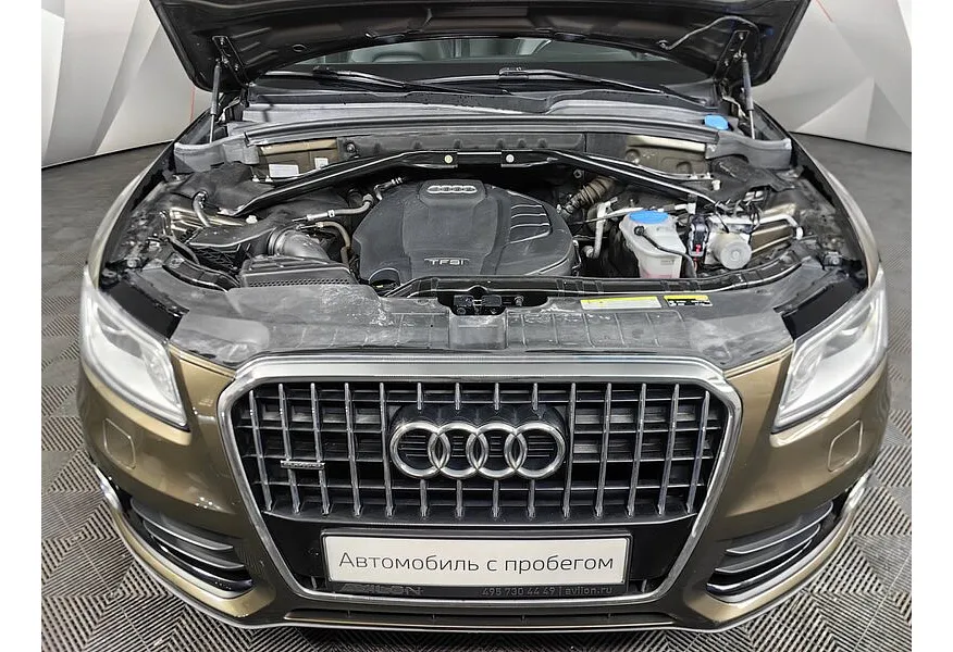 Audi Q5 2.0 TFSI Tiptronic quattro (225 л.с.) Коричневый в АВИЛОН. Слайд №10