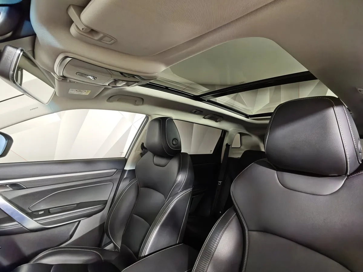Geely Atlas Pro 1.5T 7DCT AWD (177 л.с.) Flagship+ Серый в АВИЛОН. Слайд №23