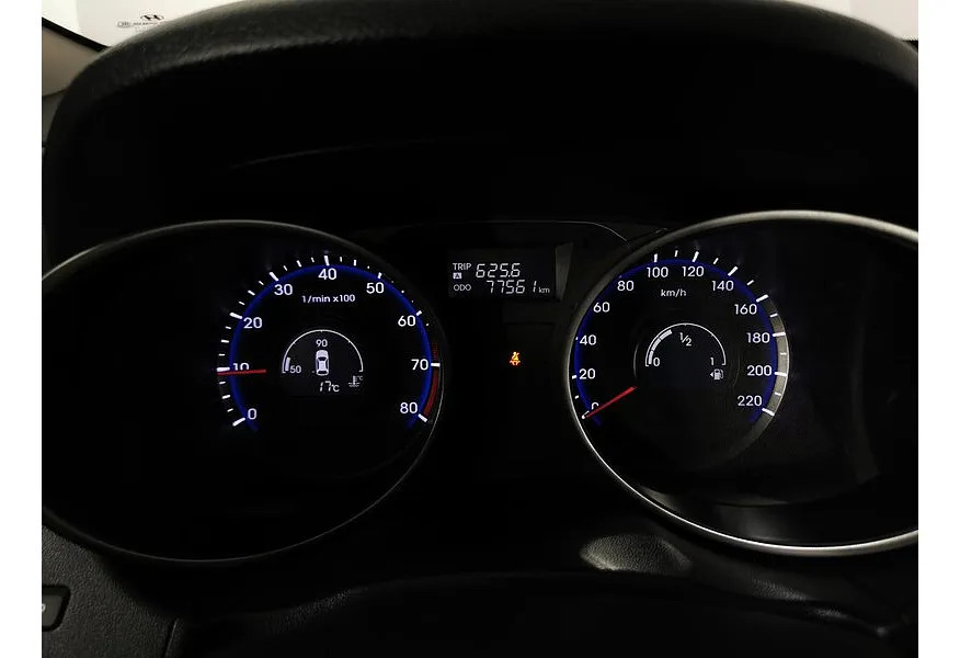 Hyundai ix35 2.0 MT (150 л.с.) Серебристый в АВИЛОН. Слайд №18