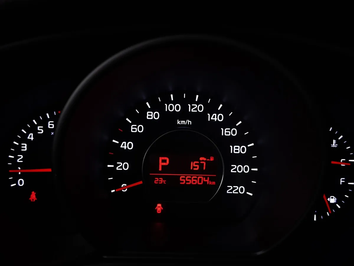 Kia Soul 2.0 MPI AT (150 л.с.) Classic Белый в АВИЛОН. Слайд №18