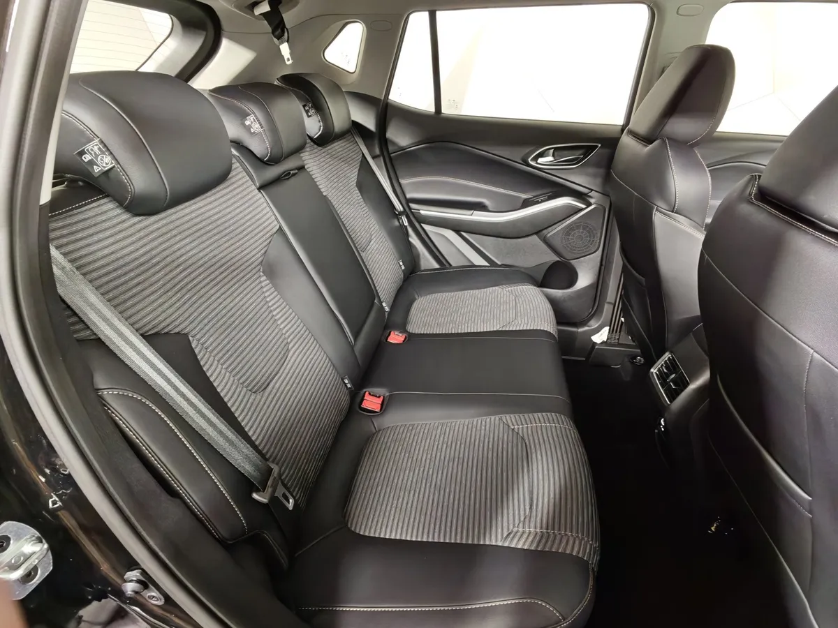 Москвич 3 1.5 CVT (150 л.с.) Standart Черный в АВИЛОН. Слайд №14